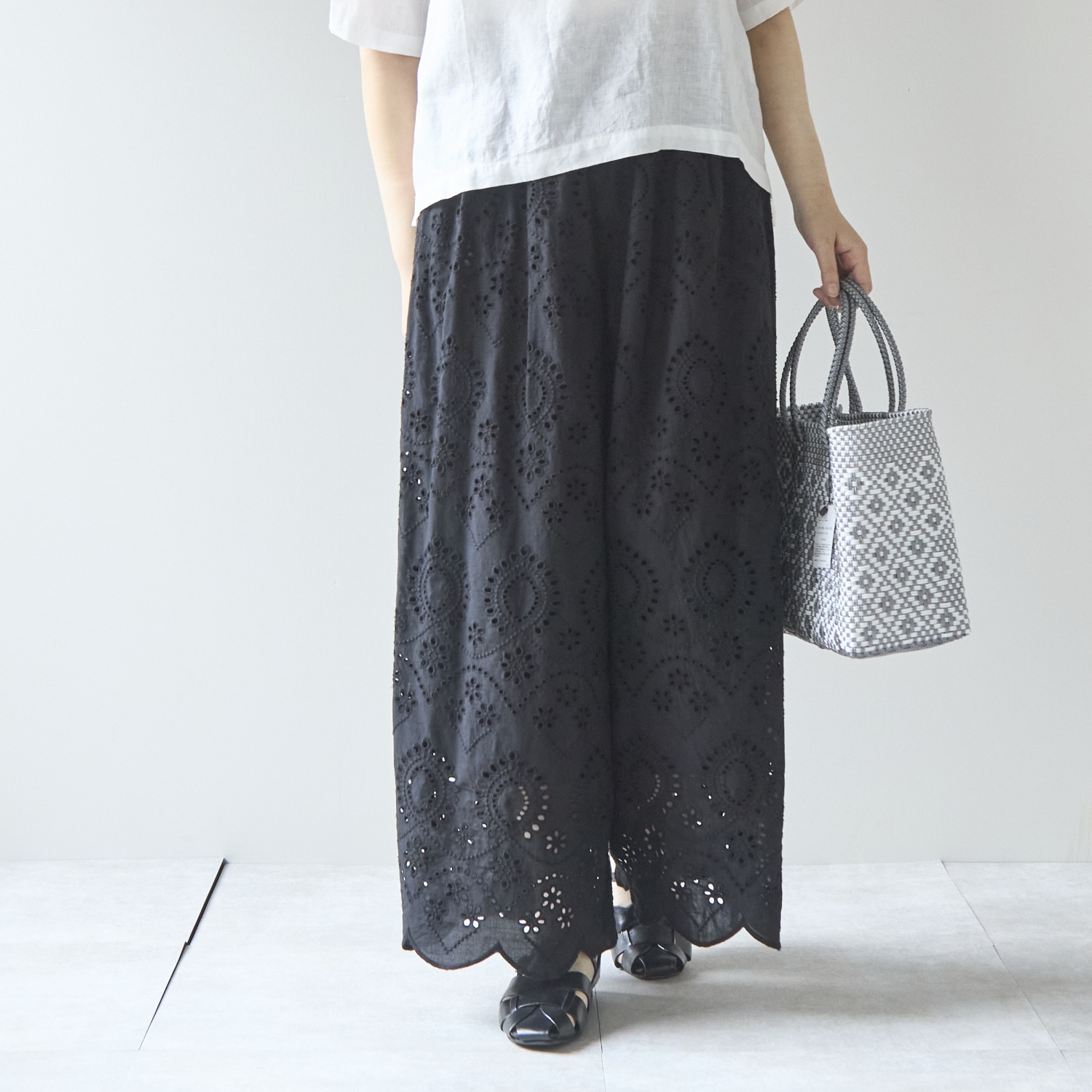 Kilka/スカート見えする綿レースのワイドパンツ